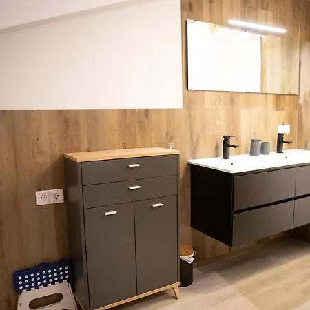 Spacious In Oirschot Near Forest Tatil Evi